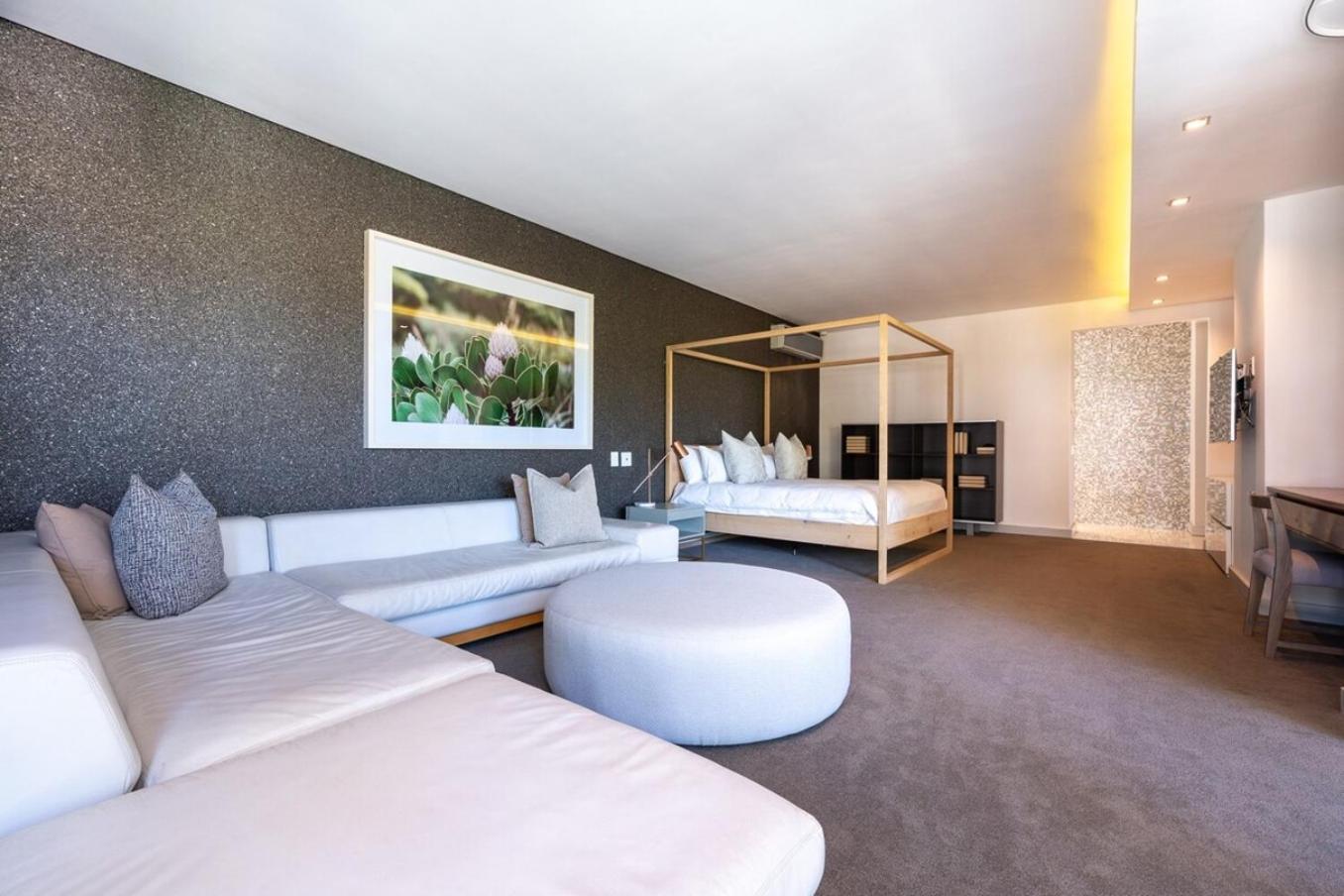 Villa Amara Lincoln - 100m From Camps Bay *