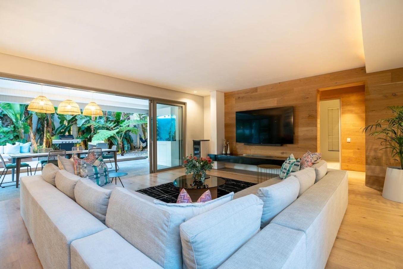 Villa Amara Lincoln - 100m From Camps Bay